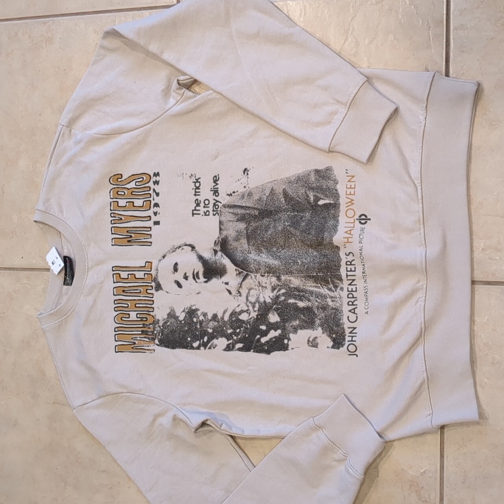 John Carpenter’s Michael Myers Halloween Graphic Sweatshirt Size Medium